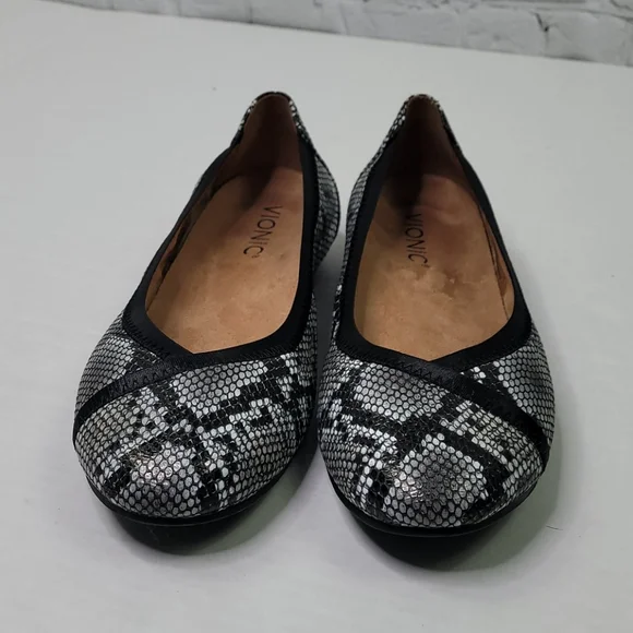 Vionic Caroll snakeskin leather flats - Picture 2 of 7